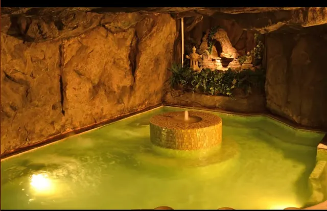 Beverly Hot Springs Spa