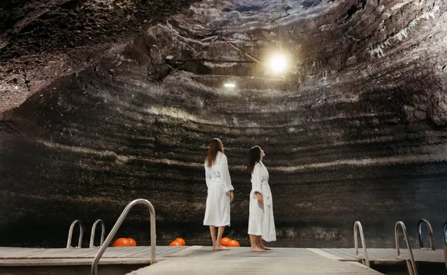 Pool access platform inside the crater — Homestead Crater
