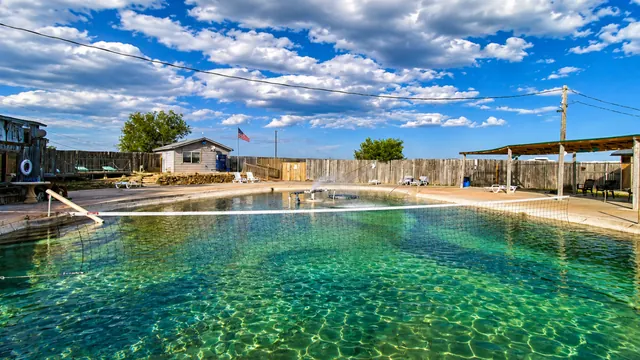 Dakota Hot Springs