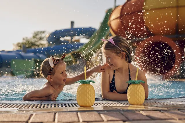 Outdoor family pool — Terme Catez