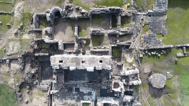 Aerial view of the Roman bath ruins — Terme di Fordongianus