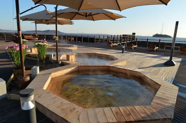 Seokmodo Mineral Hot Spring