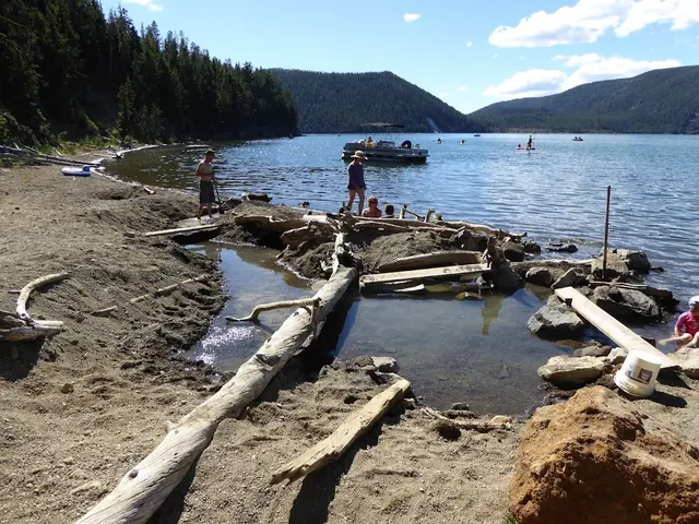 East Lake Hot Springs, Oregon.