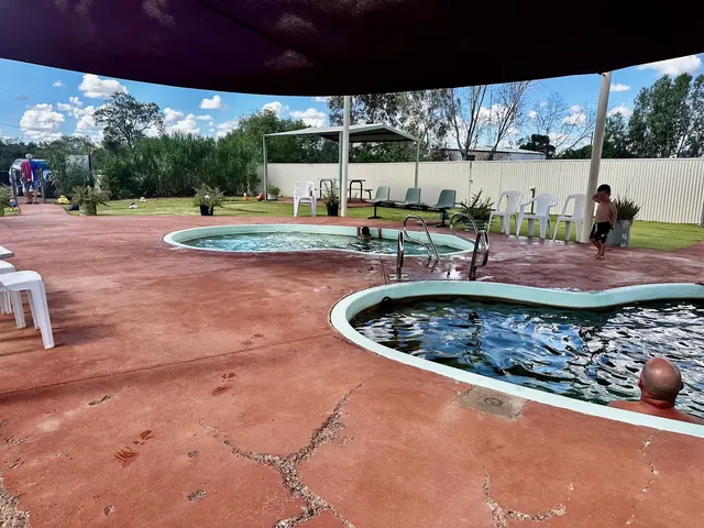Yowah Artesian Pools