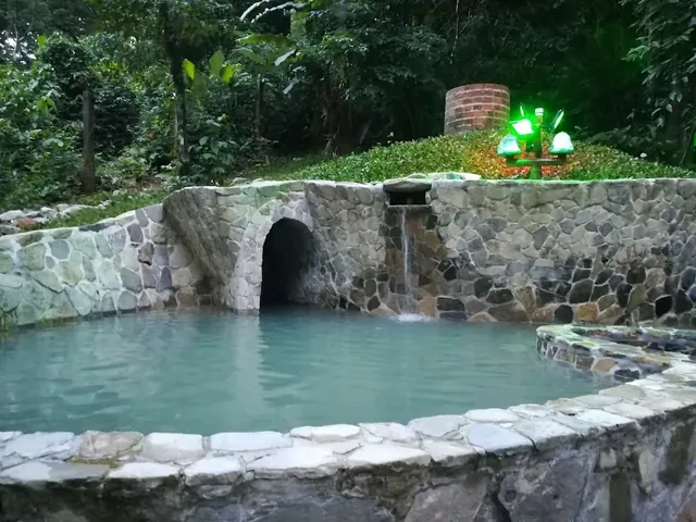 Luna Jaguar Hot Springs and Spa