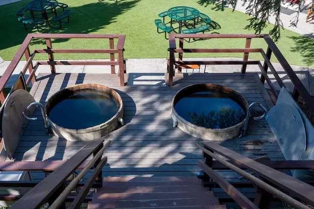 Box Canyon Lodge