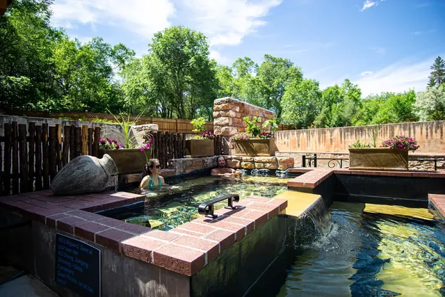 Moccasin Springs Natural Mineral Spa