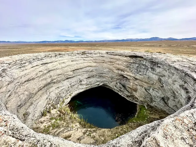 Diana's Punch Bowl