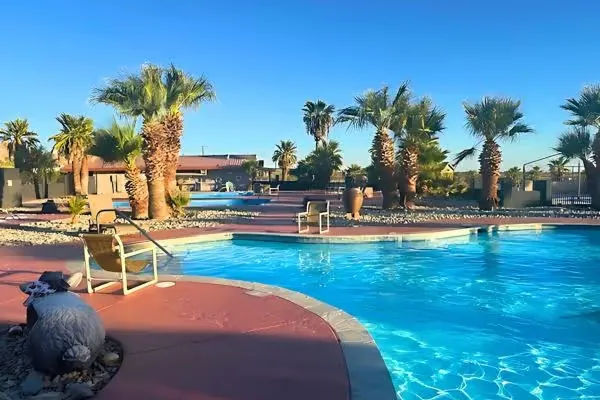 Glamis North Hot Springs Resort