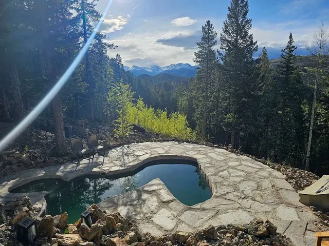 Raspberry Hot Springs