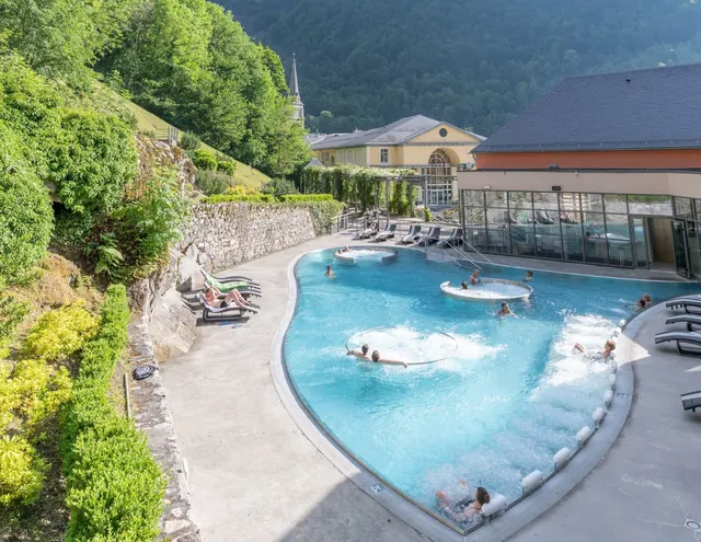 Les Bains du Rocher