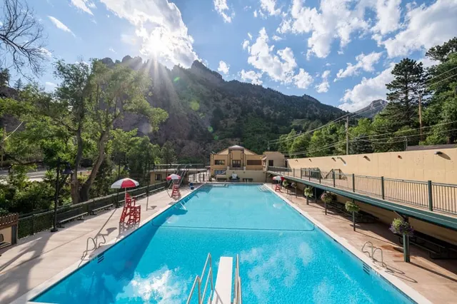Eldorado Springs Pool