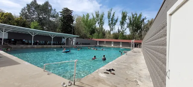 Banbury Hot Springs