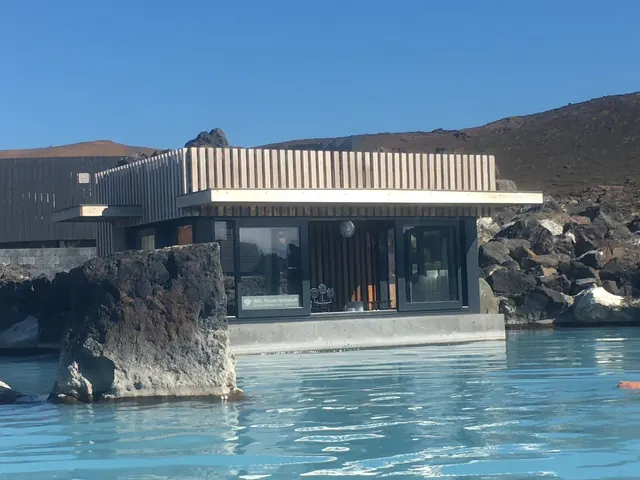 Pool bar at Earth Lagoon Myvatn (Jardbodin vid Myvatn)