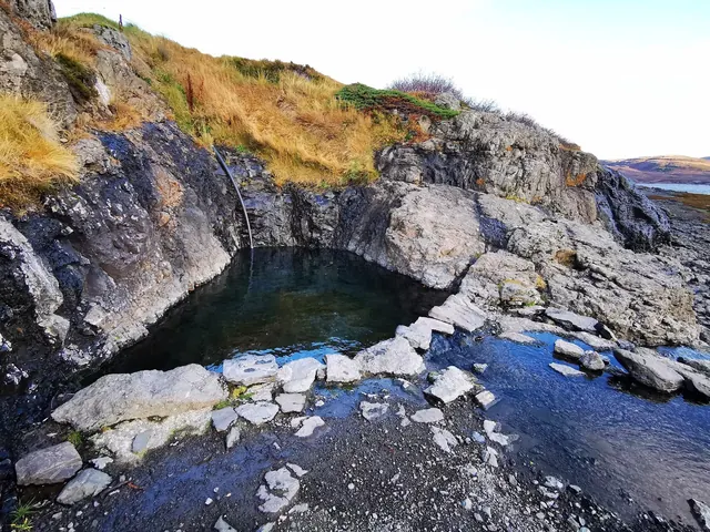 Hellulaug Hot Spring
