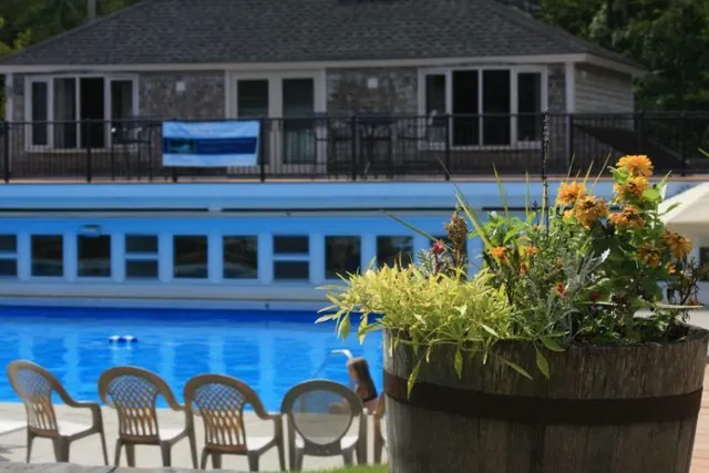 Sand Springs Pool