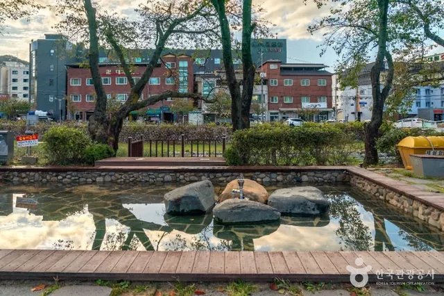 Suanbo Hot Springs