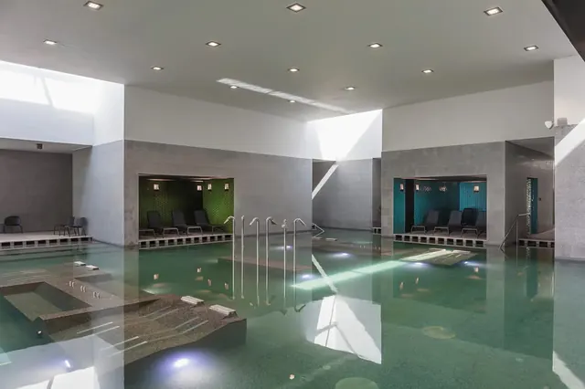 Pesterzsébet Iodine-Salt Thermal Bath, Hungary
