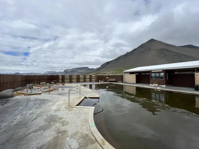 Lysuholslaug (Lysulaugar), Iceland.