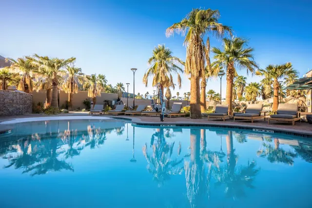 The Spa at Séc-he, California.