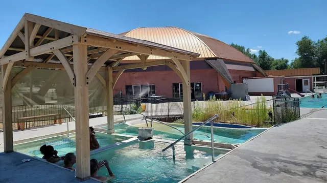 Hellie's Tepee Pools