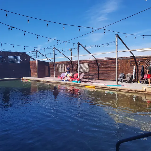 Jackson Hot Springs Lodge
