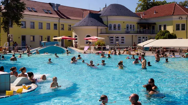 Arpad Thermal and Beach Bath in Bekescsaba