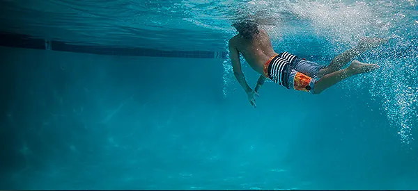Underwater view of the pool — Harkany Thermal Spa