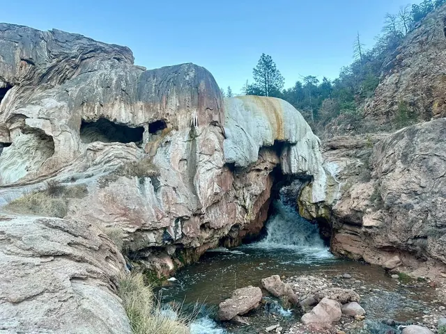 Soda Dam Hot Spring