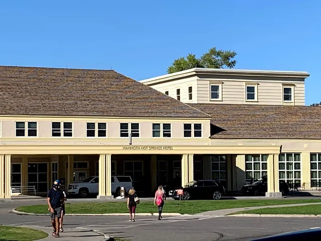 Mammoth Hot Springs Hotel, Wyoming with people in front