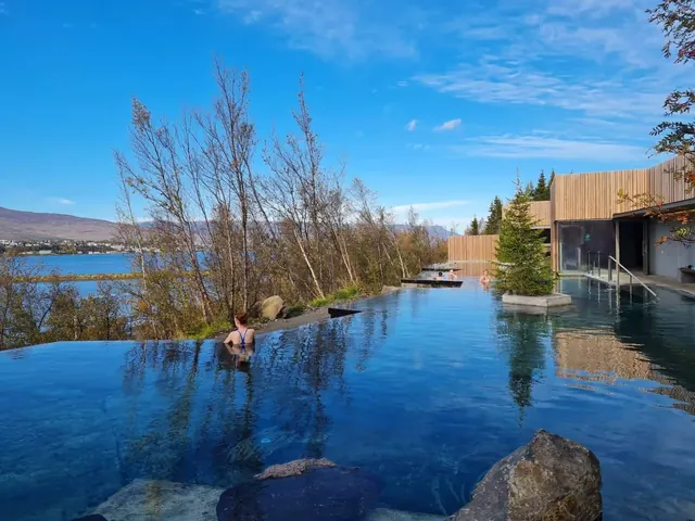 Skógarböð (Forest Lagoon)