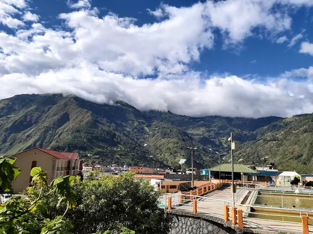 Termas de la Virgen Antigua, Ecuador.